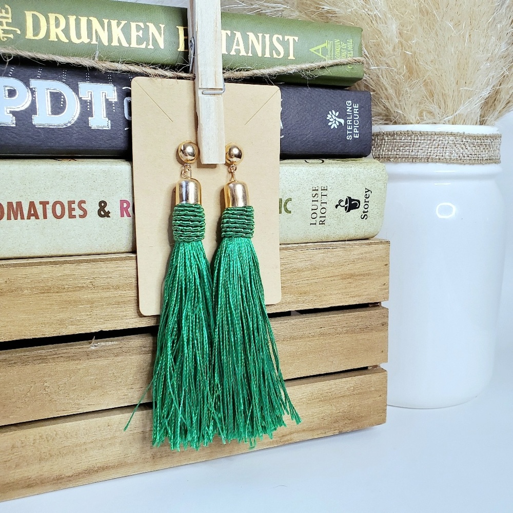 NWT Green Bohemian Cotton Tassle Dangle Earrings